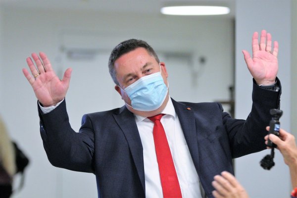 Dr. Axel Lehmann (SPD) hat das Rennen klar für sich entschieden. Er ist erneut zum Landrat gewählt worden. - © Dirk Baldus