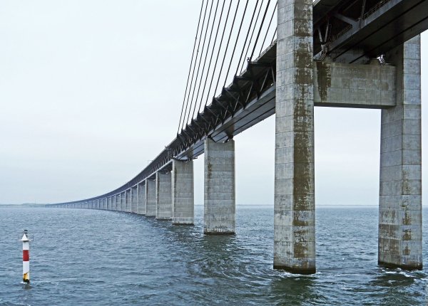 Die Öresundbrücke, die Dänemark und Schweden miteinander verbindet, spielt vor allem in der ersten Staffel der Serie "Die Brücke" eine wichtige Rolle. - © Pixabay
