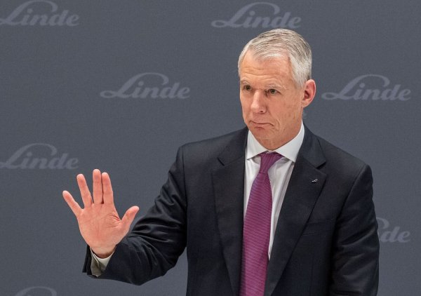 - © Lino Mirgeler/dpa