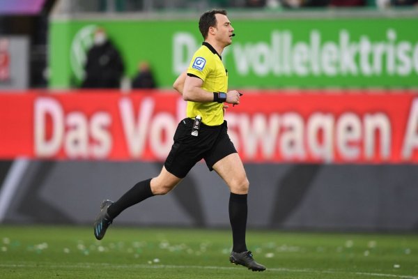 - © Swen Pförtner/dpa