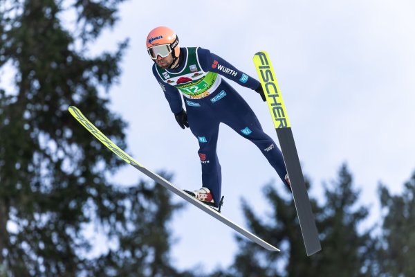 Pius Paschke zeigte auch beim Weltcup-Auftakt in Titisee-Neustadt seine überragende Form. - © Philipp von Ditfurth/dpa