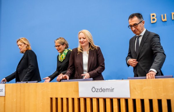 Bund und Länder haben sich beim Digitalpakt geeinigt. - © Michael Kappeler/dpa