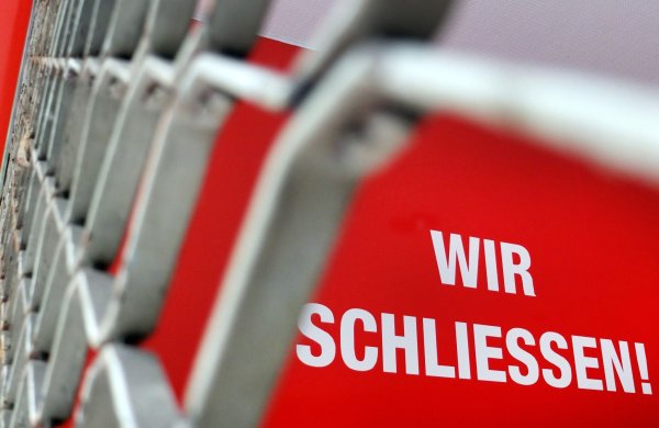 Der Kreditversicherer Allianz Trade rechnet mit mehr Unternehmensinsolvenzen in Deutschland. (Symbolbild) - © Martin Gerten/dpa