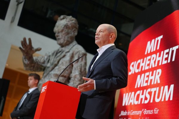 Scholz weist Spekulationen über Moskau-Reise zu - © Kay Nietfeld/dpa