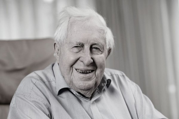 Der CDU-Politiker wurde 92 Jahre alt. (Archivbild) - © Uwe Anspach/dpa