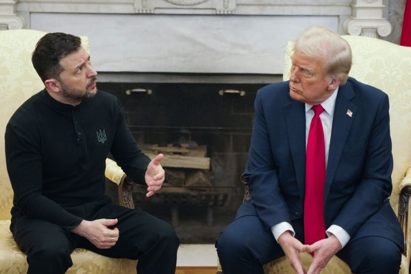 Auch wenn bereits ein paar Tage seit ihrem gescheiterten Treffen im Weißen Haus vergangen sind, tauschen der ukrainische Präsident Wolodymyr Selenskyj und US-Präsident Donald Trump weiter aus der Ferne Argumente aus. (Archivbild) - © Mystyslav Chernov/AP/dpa