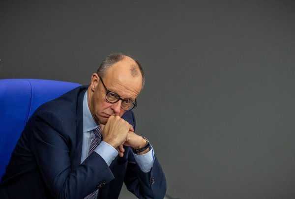 Wie soll die CDU mit der AfD umgehen? Parteichef Friedrich Merz hat seine Haltung deutlich gemacht. - © Michael Kappeler/dpa
