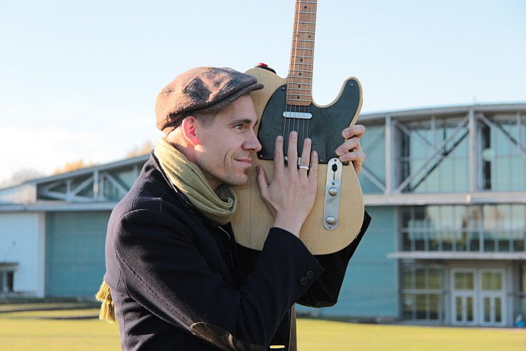 Kim Efert, Gitarrist und Dozent an der Hochschule für Musik