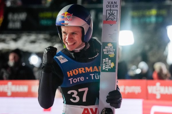 Flog in Vikersund herausragend: Andreas Wellinger. - © Terje Bendiksby/NTB/dpa