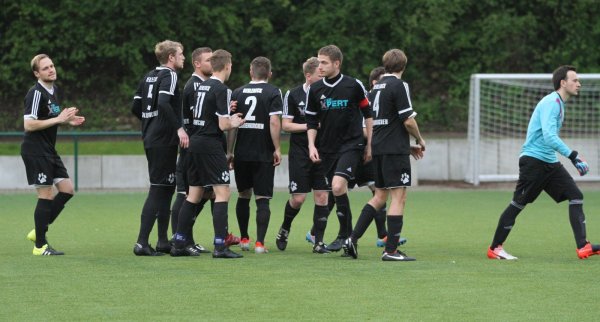 <p>Überraschungscoup: Die Sportfreunde
Berlebeck-Heiligenkirchen siegten in Schlangen.</p> 
- © Sebastian Lucas