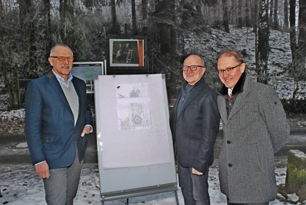 Teilen sich die Aufgaben: (von links) Moritz Ilemann ist Vorsitzender des Trägervereins. Das operative Geschäft teilen sich Klaus Stein, der die Geschäftsführung übernimmt, und Karl Banghard, der als Museumsleiter für den Inhalt verantwortlich sein wird. - © Gunter Held