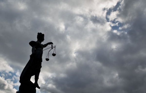 Das Amtsgericht Bielefeld hat einen 34-Jährigen zu einer Haftstrafe von einem Jahr und vier Monaten verurteilt. - © Foto: dpa