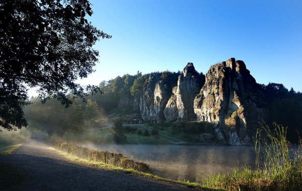 Naturwunder: Die Externsteine in Horn-Bad Meinberg. - © Robin Jähne
