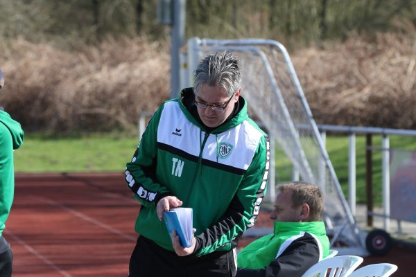 Sortiert seine Termine: Gleich zweimal steht das Team von Thorsten Neubauer, der TSV Oerlinghausen, in einem Finale bei stark besetzten Turnieren. - © Archiv: Oliver König