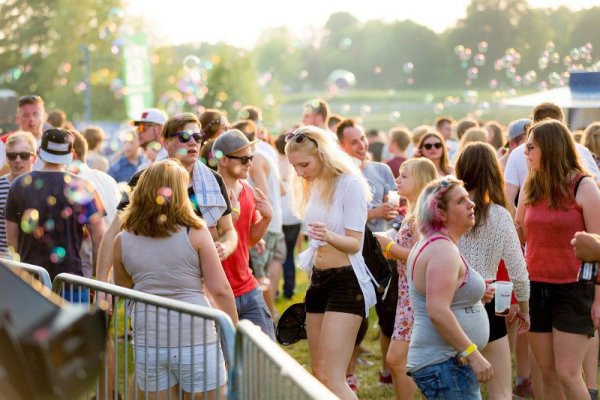 Was ist los in Lippe? Vielleicht geht's zum Bubble Beats zum Schieder See? - © Torben Gocke