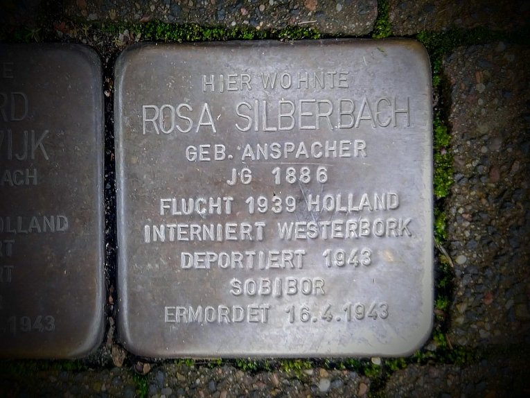 Begastraße 22