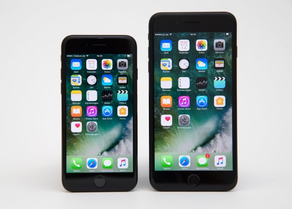 Die Entwicklung vom ersten iPhone bis zum neusten iPhone 7. - © Andrea Warnecke/ dpa