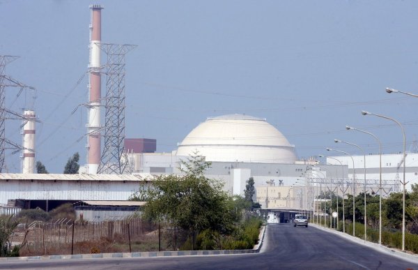 Immer wieder in der Kritik: Irans Atomprogramm. (Symbolbild) - © ABEDIN TAHERKENAREH/epa/dpa