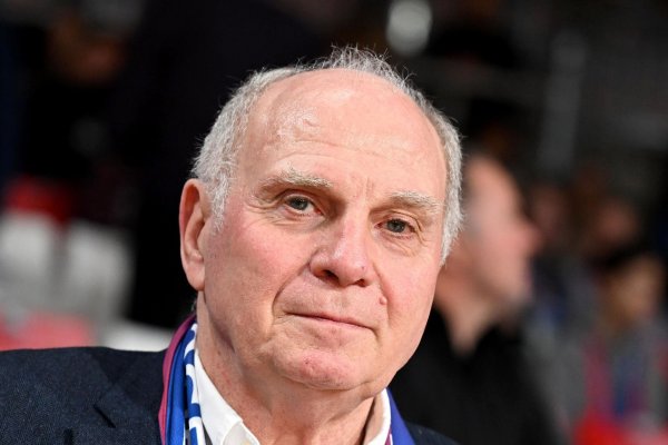 Bayern-Ehrenpräsident Uli Hoeneß traf sich am Tegernsee mit dem Vater von Florian Wirtz. - © Ulrich Gamel/Bildagentur kolbert-press/dpa