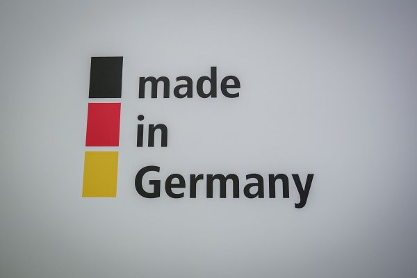 Das Herkunftssiegel «Made in Germany» ist international angesehen (Archivbild) - © Kay Nietfeld/dpa