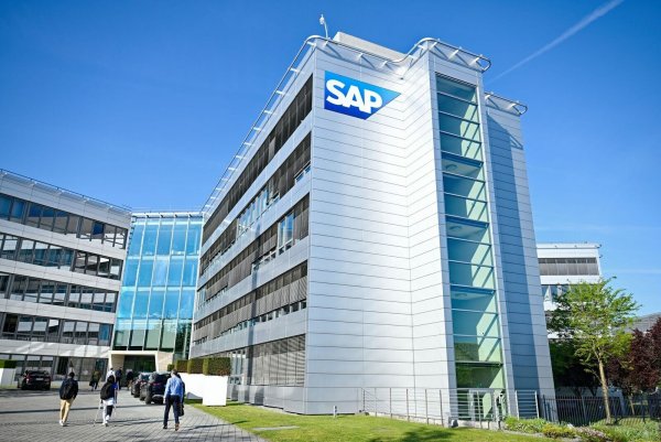 Der deutsche Konzern SAP ist vor allem für seine Software zur Unternehmenssteuerung (ERP) bekannt. (Archivbild) - © Uwe Anspach/dpa