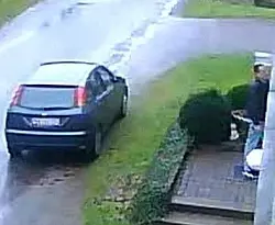 Das Foto ist durch eine &Uuml;berwachungskamera am 6. Dezember 2019 aufgenommen worden. - &copy; Polizei Lippe