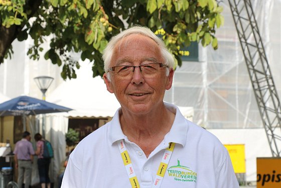 Uwe Petersen, 75,  Rentner aus Detmold