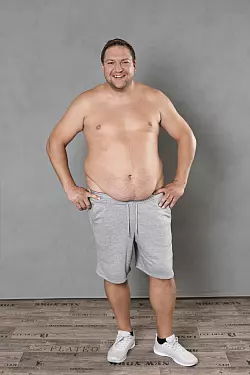 So sah Thomas Marx zum Start dre Abnehm-Challenge aus. Sein Ziel: Ein "Uhu" werden. - &copy; kabel eins / Willi Weber