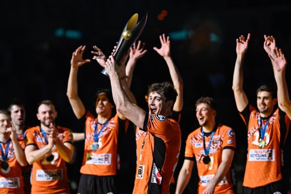 Die BR Volleys sind der Titelverteidiger bei den Männern. - © Uwe Anspach/dpa