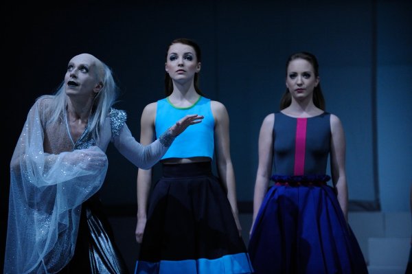 "Mahler": eine Tanzszene aus dem Ballettabend. - © Landestheater