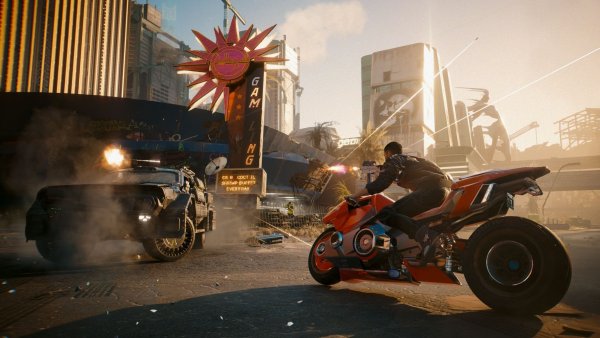 In der überarbeiten Version von «Cyberpunk 2077» gibt es unter anderem auch Kämpfe gegen Fahrzeuge, Cyber-Psychos sowie Gang-Anführer. - © CD Projekt Red/dpa-tmn
