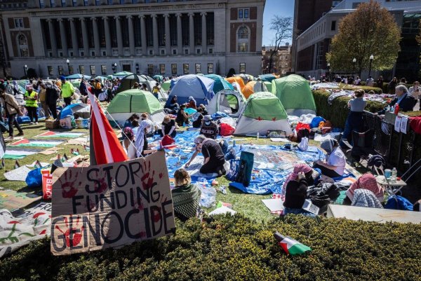 Columbia wurde im vergangenen Frühjahr zum Schauplatz großer propalästinensischer Demonstrationen und Gegenproteste. (Archivbild) - © Stefan Jeremiah/AP/dpa