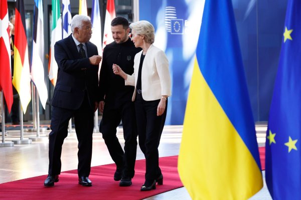 26 EU-Länder bekräftigten ihre Unterstützung für die Ukraine - nur Ungarn stellte sich quer. - © Omar Havana/AP/dpa