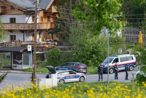 Der Täter war Stunden nach der Tat noch flüchtig. - © Franz Neumayr/APA/dpa