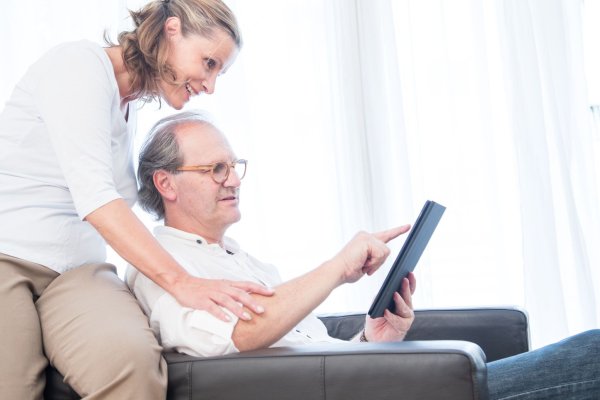 Digitaler Behördengang: Ihre Rente können Versicherte online beantragen. - © Christin Klose/dpa-tmn