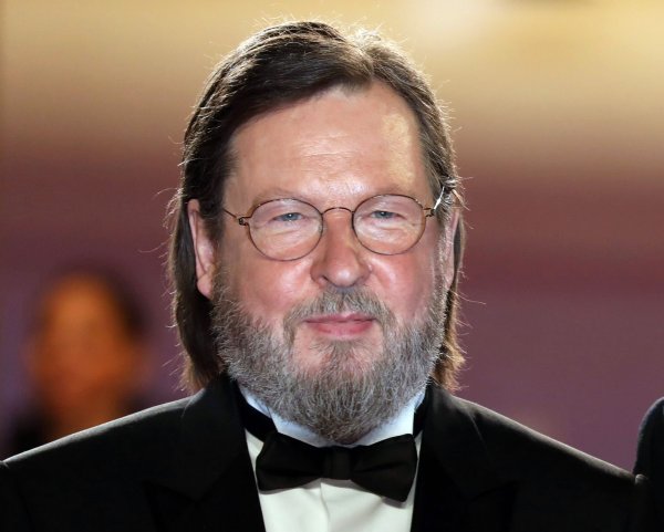 Lars von Trier arbeitet einer dänischer Fördermittelauflistung zufolge an einem neuen Film. - © Vianney Le Caer/Invision/AP/dpa