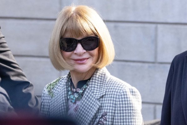 Anna Wintour zieht sich als Chefredakteurin der US-Vogue zurück. (Archivbild) - © Cinzia Camela/LPS via ZUMA Press Wire/dpa