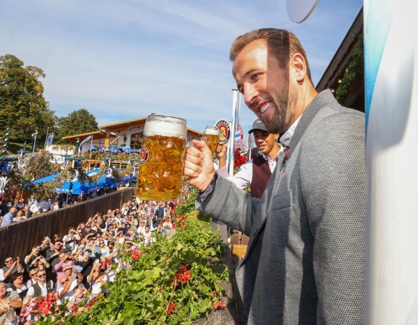 Kane will treffen und jubeln. - © Alexandra Beier/FC Bayern München/dpa