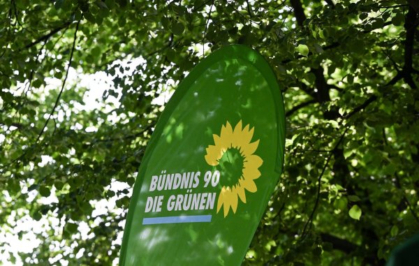 Auch der Vorstand der Grünen Jugend NRW hat jetzt seinen Parteiaustritt angekündigt (Archivbild). - © Jens Kalaene/dpa