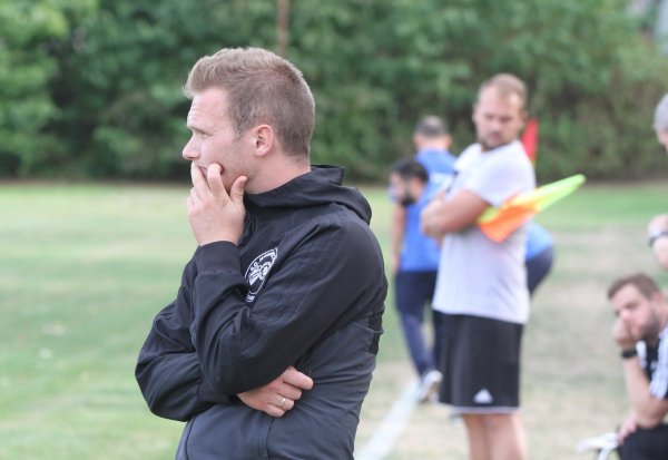Matthias Wölk wird zur Saison 2019/20 Trainer beim Fußball-Bezirksligisten TBV Lemgo. - © Archiv: Sebastian Lucas