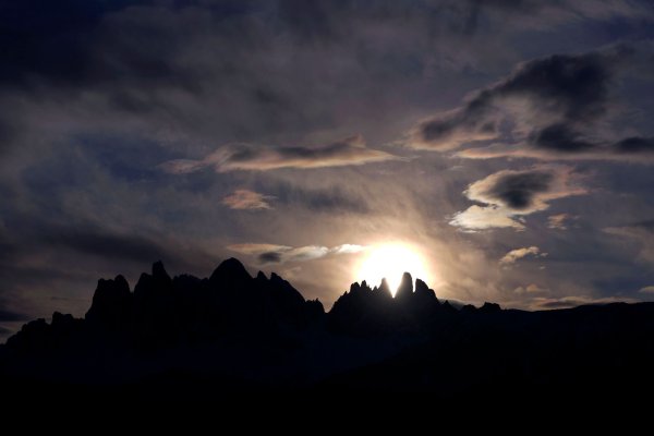 In den italienischen Alpen hat es in diesem Sommer viele Unfälle gegeben. (Archivbild) - © Matthias Schrader/AP/dpa
