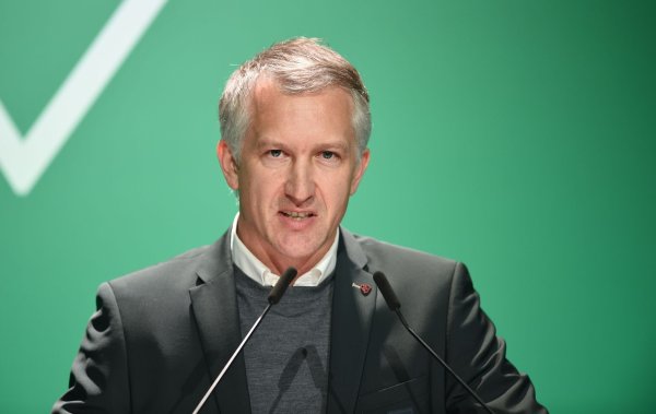 Frank Baumann arbeitete bis 2024 bei Werder Bremen und soll nun Sportvorstand auf Schalke werden. - © Carmen Jaspersen/dpa