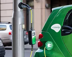 x - &copy; UBITRICITY