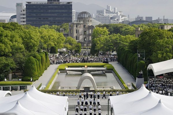 In der japanischen Stadt Hiroshima wurde der Opfer des Atombombenabwurfs vor 80 Jahren gedacht. - © Uncredited/Kyodo News/AP/dpa