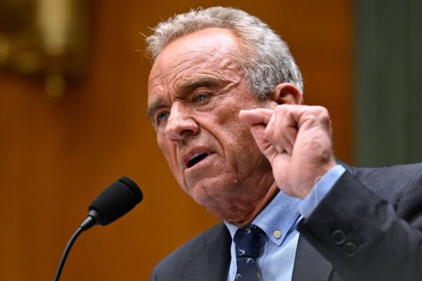 US-Gesundheitsminister Robert F. Kennedy Jr. streicht Geld für die Entwicklung von mRNA-Impfstoffen. - © John McDonnell/AP/dpa