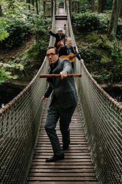 Nach der Elbphilharmonie, nun die "Alte Meiere": Die Band „Wildes Holz“ kommt nach Blomberg. - © Sandy Klein/Kintopp Film