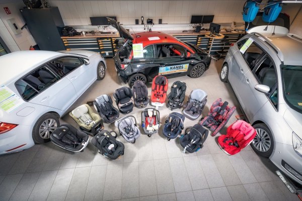 Kindersitze im Test - © Foto: Markus Zahradnik/ÖAMTC