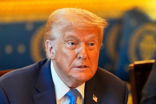 US-Präsident Donald Trump will sich nicht festlegen in Sachen Zöllen. - © Alex Brandon/AP/dpa