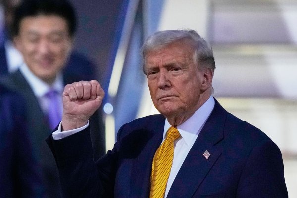 Trump und Kim Jong Un hatten sich während der ersten Amtszeit des Republikaners mehrfach zu Gesprächen getroffen. - © Louise Delmotte/AP/dpa