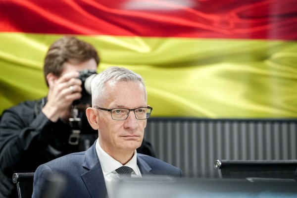 Der erfahrene Krisendiplomat Martin Jäger wird heute offiziell neuer Präsident des deutschen Auslandsgeheimdienstes BND. - © Kay Nietfeld/dpa